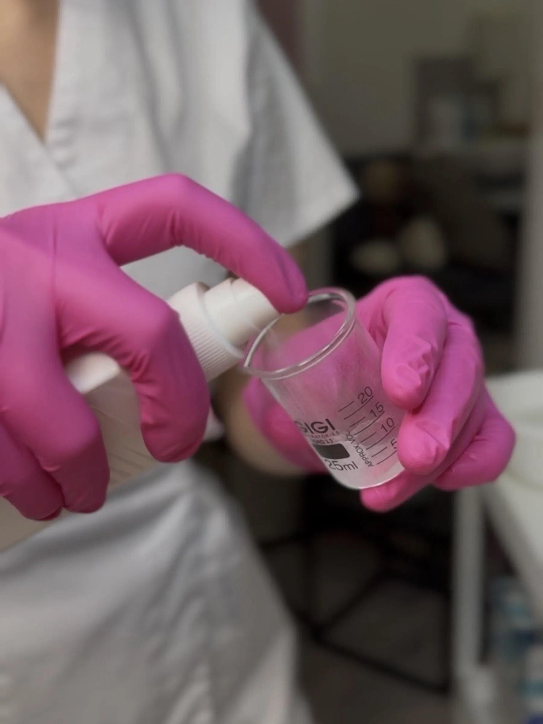 RESTRUCTA — problematická pleť